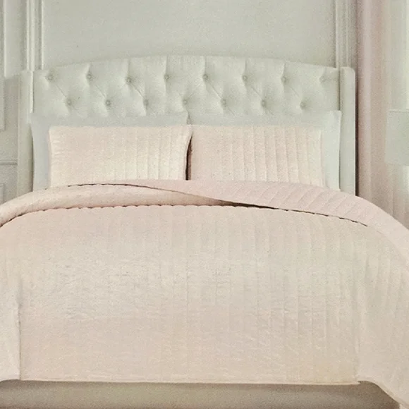 Juicy Couture Home King Size Shinmer 3-PC Velvet Quilt Set